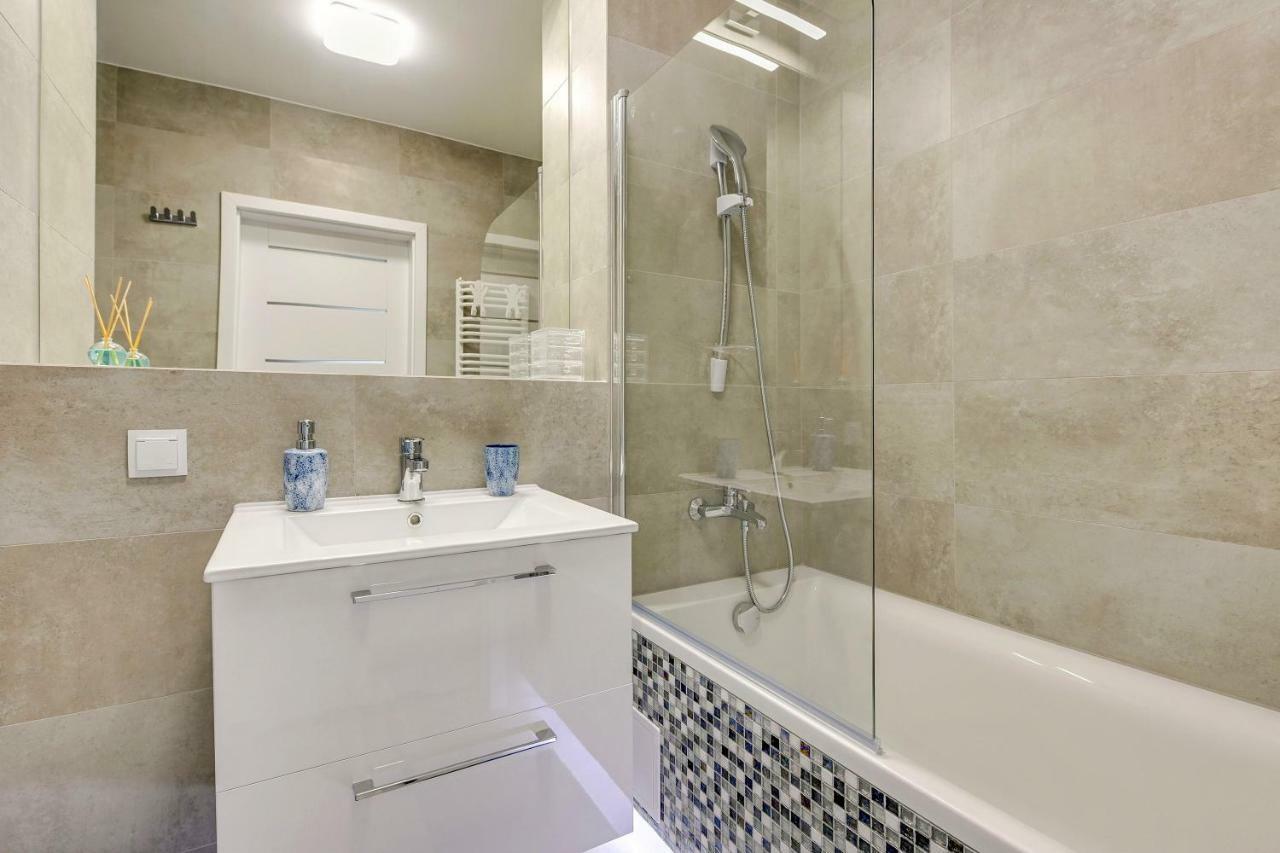 Via Apartments Deluxe Danzica Esterno foto